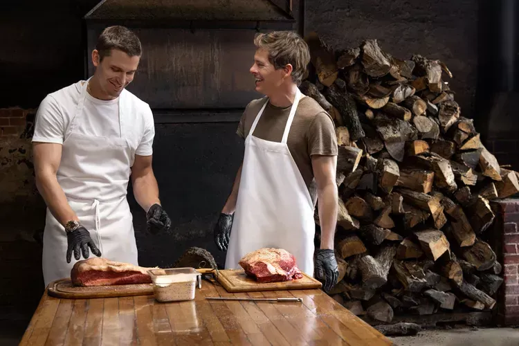 Antoni Porowski Explores Celebrity Culinary Roots in 'No Taste Like Home'